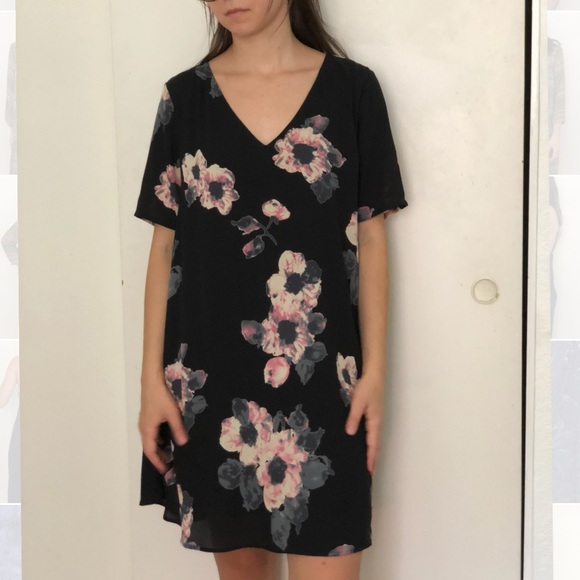 Astr Floral Dress - Picture 1 of 2